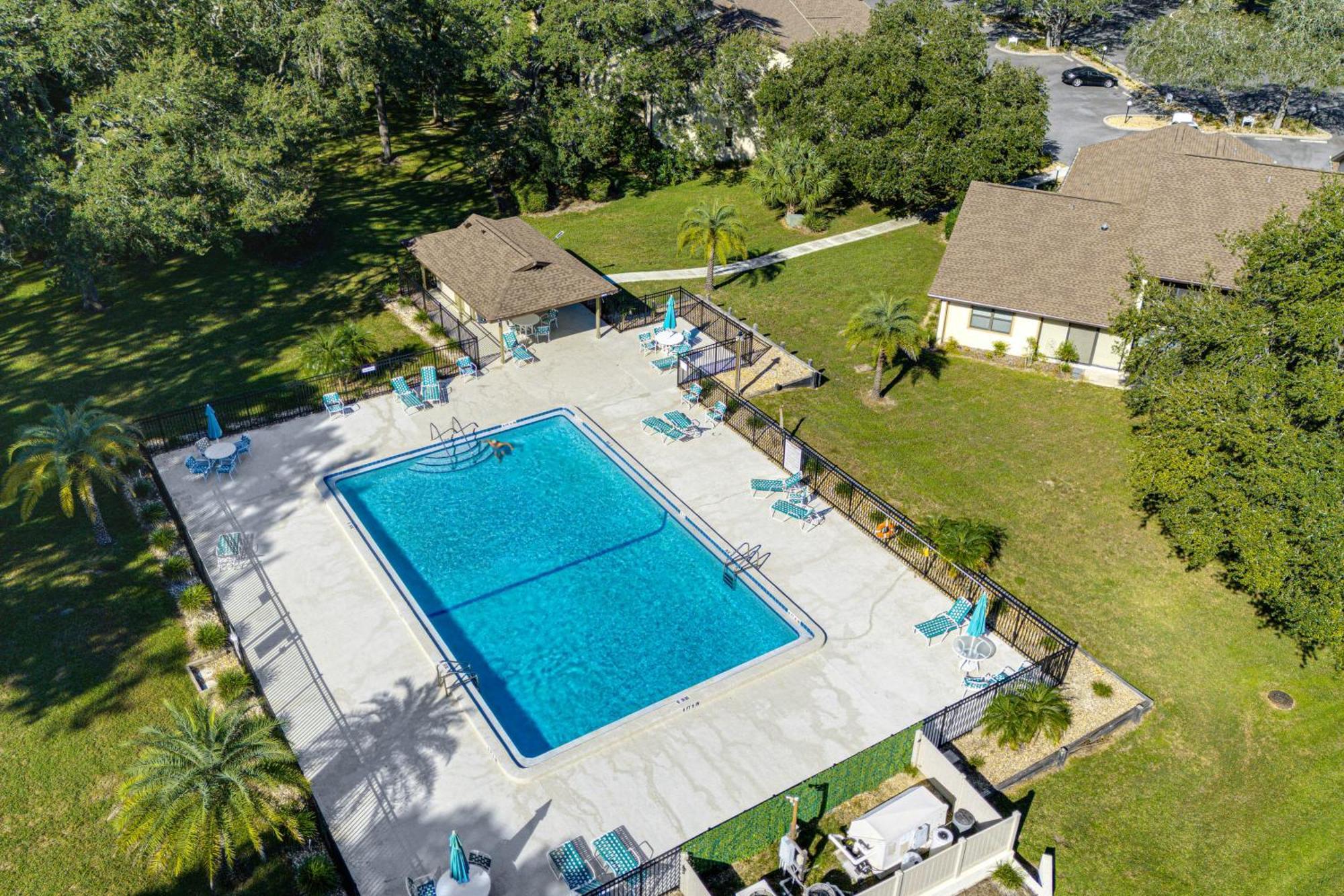 Walk To Golf Condo With Pool Access In Hernando! Exterior photo